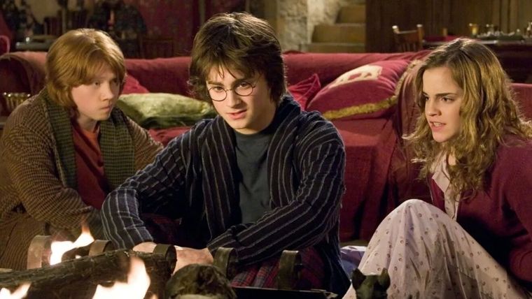 Foto: https://unika.fm/emma-watson-daniel-radcliffe-y-rupert-grint-regresaran-a-hogwarts-por-el-20-aniversario-de-la-piedra-filosofal/