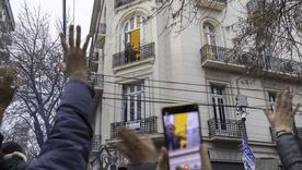 investigan si la uom intervino en la compra del departamento debajo del de cristina kirchner