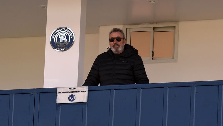 Vila volvió a defender la decisión de traer a Villa Foto: ALF PONCE MERCADO / MDZ