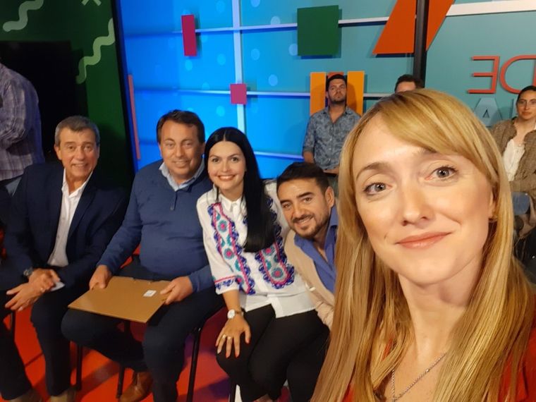 Aveiro, a la derecha de Destéfanis, y junto a Ubieta, Adolfo Bermejo y Fernández Sagasti Foto: Twitter