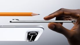 El nuevo teléfono chino Tecno Slim desafía al Samsung Galaxy S25 Edge y al iPhone 17 Air con diseño ultrafino y gran batería.
