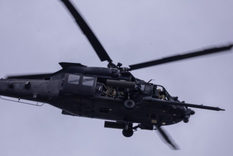 Estados Unidos realizó ejercicios con helicópteros de ataque MH-6 Little Bird y MH-60 Black Hawk cerca de las costas de Venezuela. Estados Unidos realizó ejercicios con helicópteros de ataque MH-6 Little Bird y MH-60 Black Hawk cerca de las costas de Venezuela.