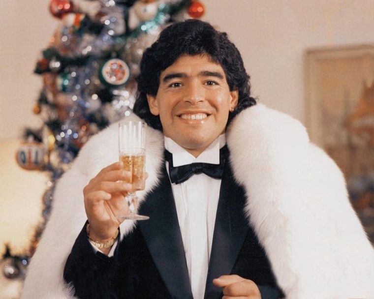 Ernesto Cherquis Bialo lo dijo como nadie: no había uno, había varios Diego Armando Maradona dentro del mismo cuerpo.
