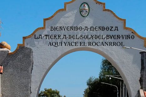 Mirá la primera parte de un video que explica por qué Mendoza tambipen es la tierra del rocanrrol. Mirá la primera parte de un video que explica por qué Mendoza tambipen es la tierra del rocanrrol.