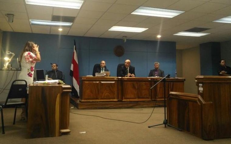 Una mujer fue condenada por quemar a sus hijos Una mujer fue condenada por quemar a sus hijos