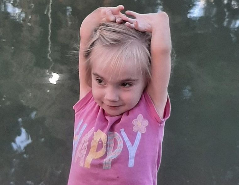 Juanita es una niña feliz y sueña con ser bailarina. Foto: Gentileza