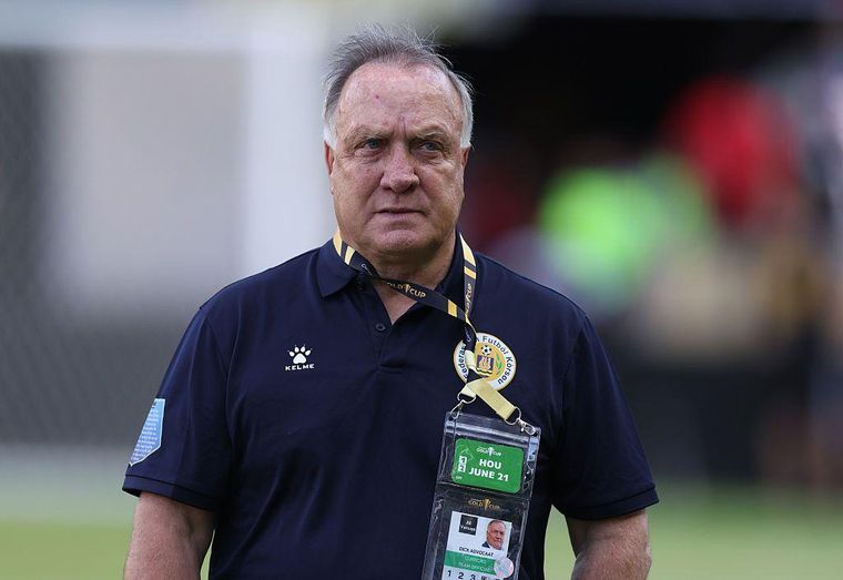 El entrenador neerlandés Dick Advocaat fue fundamental para la clasificación al Mundial.