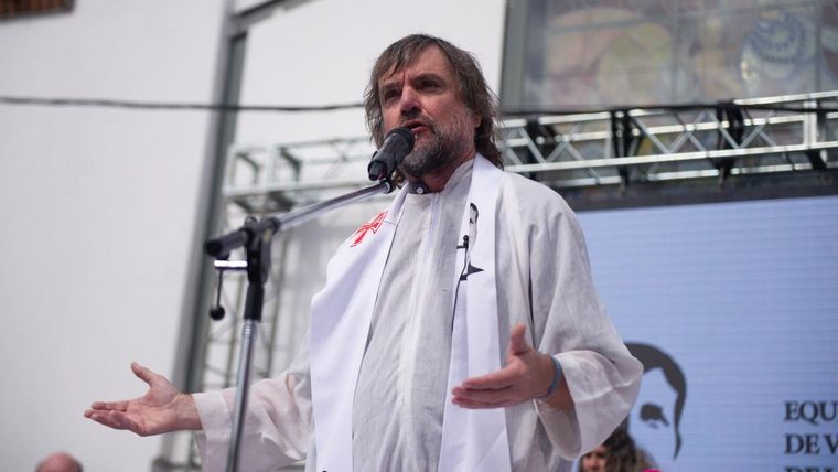 Fuerte postura de los curas villeros: no se reunirán con Javier Milei si mantiene sus críticas contra el papa Francisco Foto: Fuente: Télam