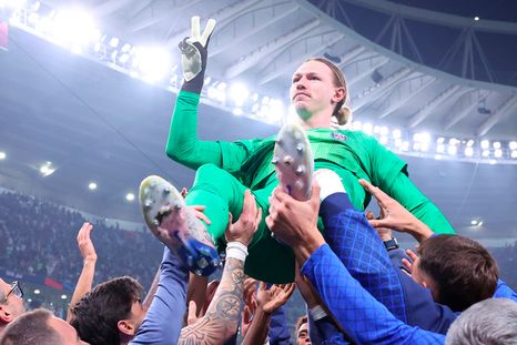PSG gritó campeón gracias a que Matvey Safonov atajó 4 de los 5 penales que le patearon en la tanda.