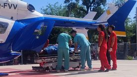 El motociclista fue traslado en helicóptero al Hospital Central. El motociclista fue traslado en helicóptero al Hospital Central.
