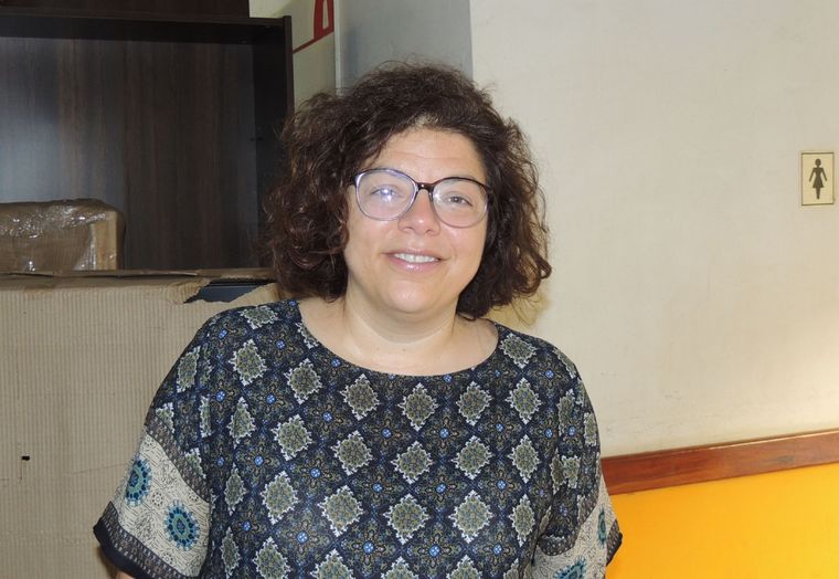 Carla Vizzotti está en Rusia monitoreando los estudios finales de la vacuna que recibirán los argentinos