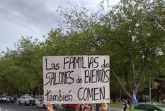 porque el show debe continuar: los trabajadores nocturnos exigieron volver a trabajar