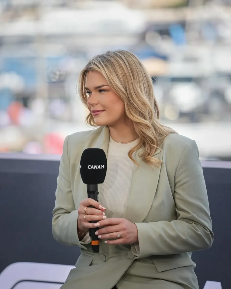 La nieta más parecida a Grace Kelly. La nieta más parecida a Grace Kelly.