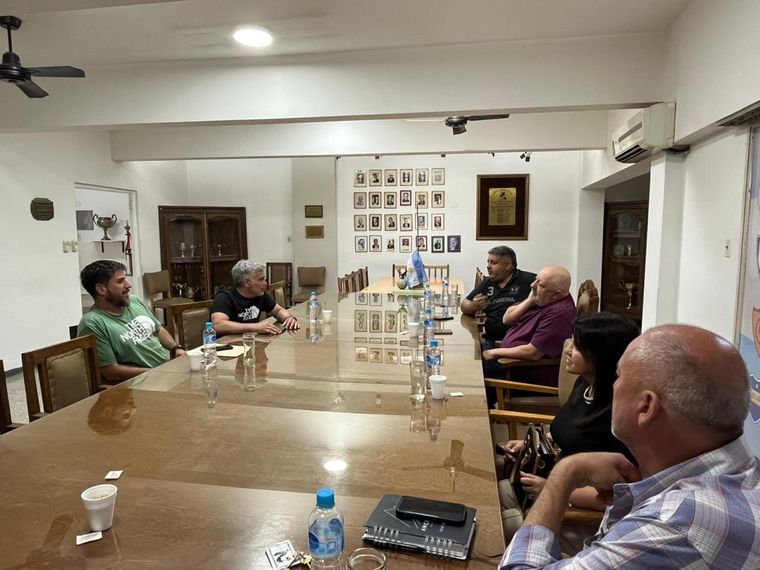 La firma de los convenios se realizó en el edificio de calle Garibaldi 83 de Ciudad. La firma de los convenios se realizó en el edificio de calle Garibaldi 83 de Ciudad.