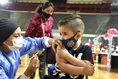 La vacunación de menores entre 3 y 11 años comenzó el martes. Foto: TELAM