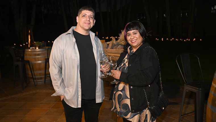 Los artistas Nani Cabrera y dAN Martínez. Los artistas Nani Cabrera y dAN Martínez.