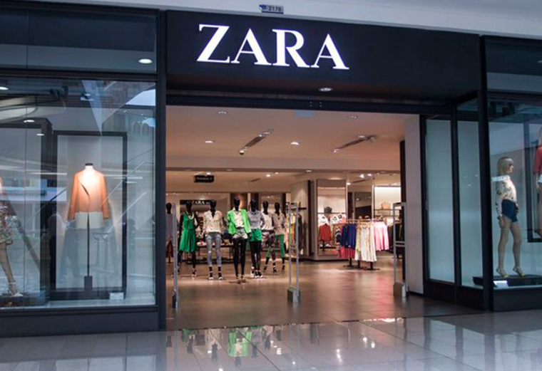 Si quieres deslumbrar en las próximas fiestas, entonces debes elegir una prenda con lentejuelas. Foto: Zara
