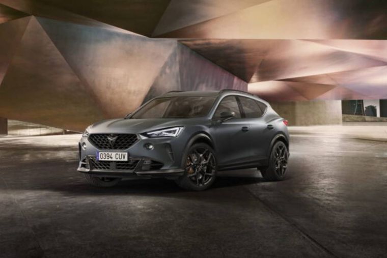 Cupra Formentor VZ5 Century Bronze y Enceladus Grey