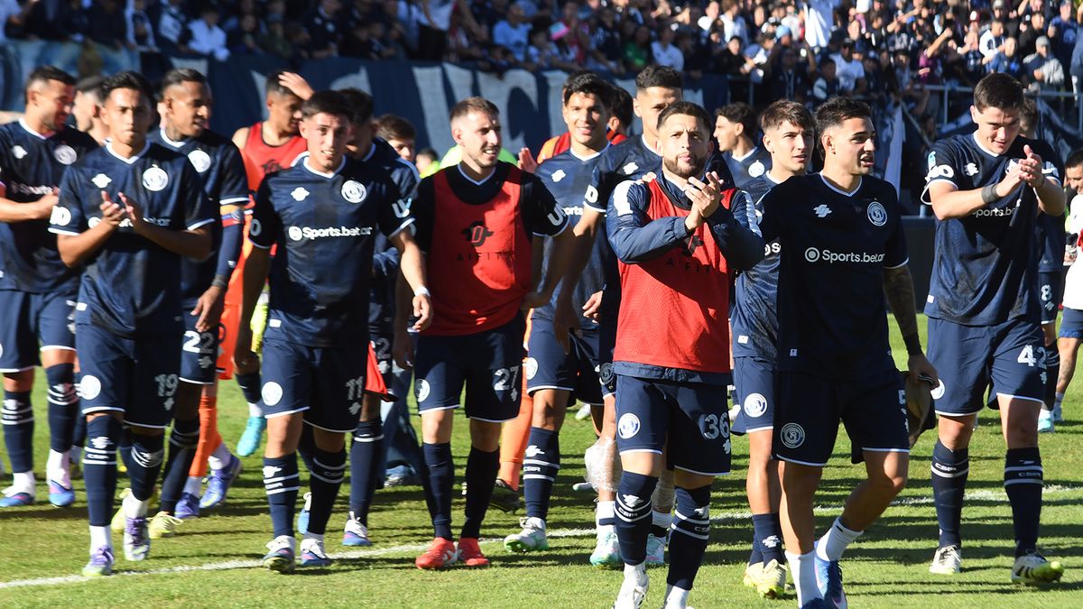 La picante respuesta de Independiente Rivadavia a un posteo de Gimnasia tras golearlo en el clásico mendocino