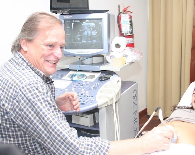 Guillermo Cayrol tiene coronavirus y la clínica tuvo que contactar a sus pacientes