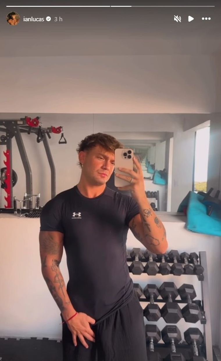 El influencer culminó la noche del lunes con una foto inesperada. El influencer culminó la noche del lunes con una foto inesperada.