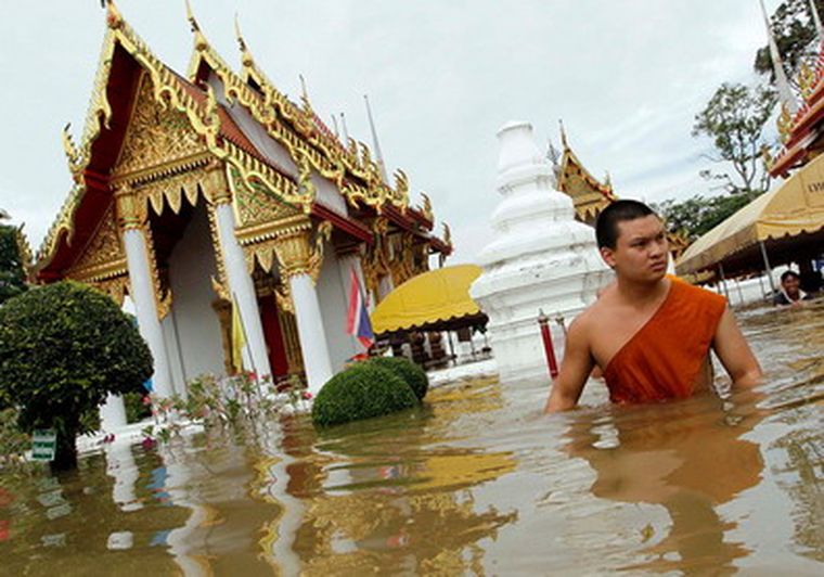 Sobrevivir inundados es el desafío.