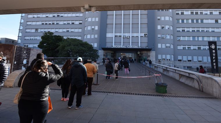 Los contagios de personal en el Central crecieron mucho en los últimos 10 días. Foto: ALF PONCE / MDZ