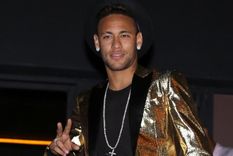 a horas de jugar con boca, santos recibio una especial arenga de neymar