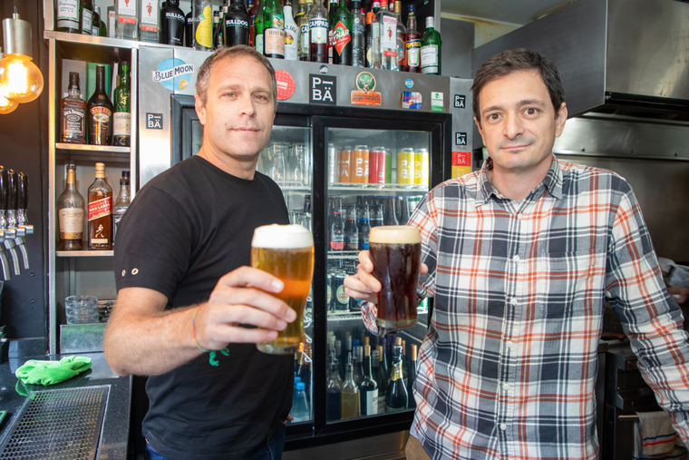 Son argentinos y conquistaron Milán con una propuesta a la que definen como street food gourmet.