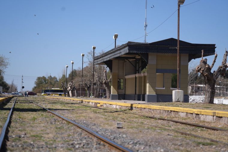 Tren de Cercanías del Este