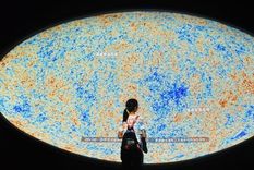 Una imagen de la radiación de fondo de microondas en el planetario de Shanghai, China. Foto: GETTY IMAGES