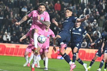 Maxi Salas será titular en Independiente Rivadavia frente al Rojo. Maxi Salas será titular en Independiente Rivadavia frente al Rojo.