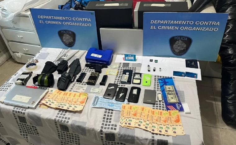 Parte de lo que le secuestraron a la banda Foto: NA