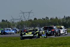 Los fans del automovilismo celebran el anuncio Foto: ACTC