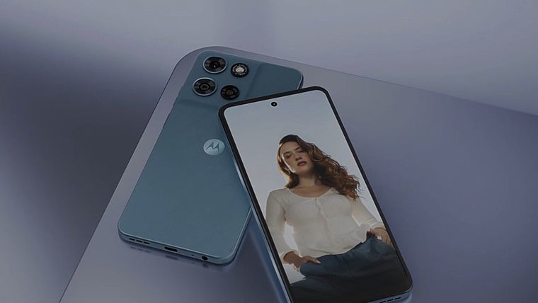 Motorola apuesta por baterías de larga duración en sus teléfonos económicos. Motorola apuesta por baterías de larga duración en sus teléfonos económicos.