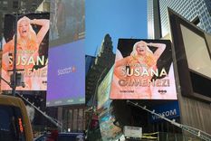 ¿por que hay una gran marquesina de susana en nueva york?