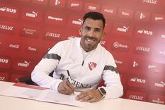 El DT firmó su contrato con el club de Avellaneda por un año. Foto: Independiente El DT firmó su contrato con el club de Avellaneda por un año. Foto: Independiente