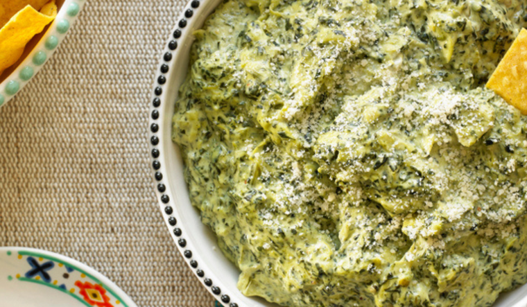 Sencillamente irresistible: dip de espinacas y alcachofas que enamora Foto: Shutterstock