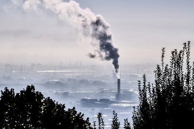 MDZol | El mundo se encamina hacia la transición energética, pero los desafíos aún son importantes. Foto: Telam