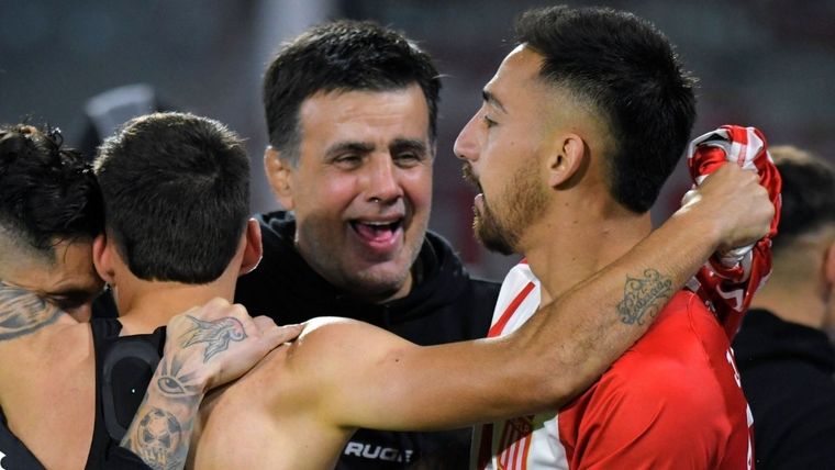 Correa fue irónico y apuntó contra Boca. Foto: FotoBaires