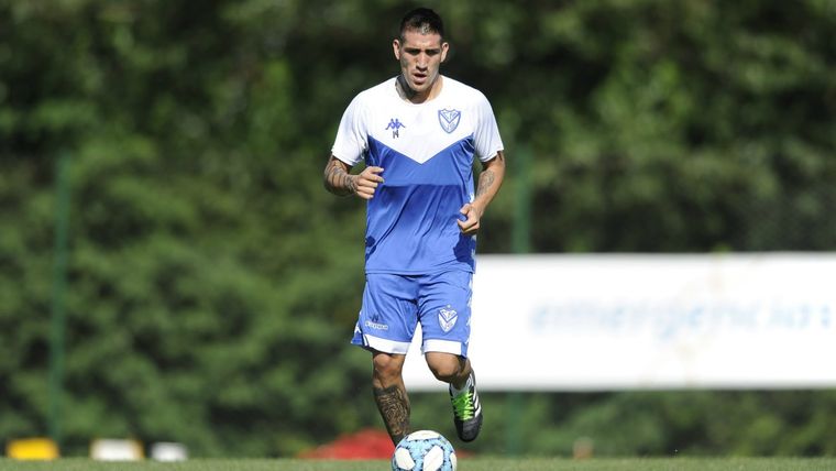 El presidente de Vélez desmintió un rumor acerca de Ricardo Centurión Foto: Goal.com