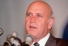 Durante su gobierno, F.W. de Klerk desmanteló el programa de armas nucleares de Sudáfrica y puso fin al apartheid. Foto: GETTY IMAGES
