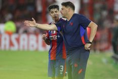 Damián Ayude, entrenador de San Lorenzo, sonríe porque tendrá a su séptimo refuerzo en este 2026.