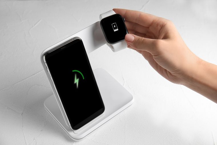 Los avances en tecnología energética prometen una nueva generación de dispositivos sin baterías, compatibles con múltiples wearables. Los avances en tecnología energética prometen una nueva generación de dispositivos sin baterías, compatibles con múltiples wearables.