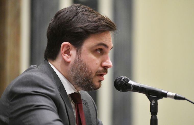 Con una hilarante referencia a la mascota de Alberto Fernández, Ramiro Marra chicaneó a Leandro Santoro Foto: Noticias Argentinas