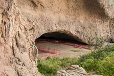 La Gruta de Inti Huasi, uno de los yacimientos arqueológicos más importantes de América, es visitada por miles de personas en vacaciones de invierno.
