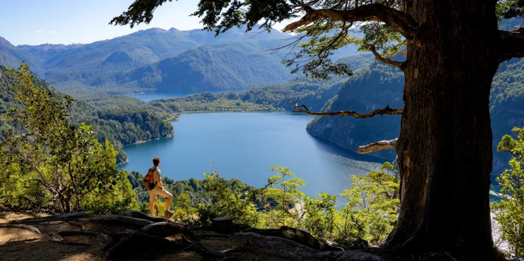 Villa Llanquín, un pueblo oculto cerca de Bariloche.