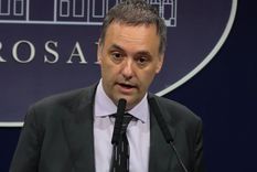 A Manuel Adorni volvieron a preguntarle por la cantidad de perros que tiene Milei en la Quinta de Olivos Foto: Presidencia