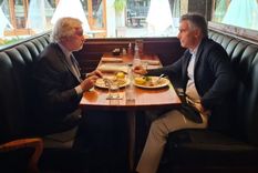 Julio Conte Grand junto a Mauricio Macri. Foto: Twitter Juliana Di Tullio