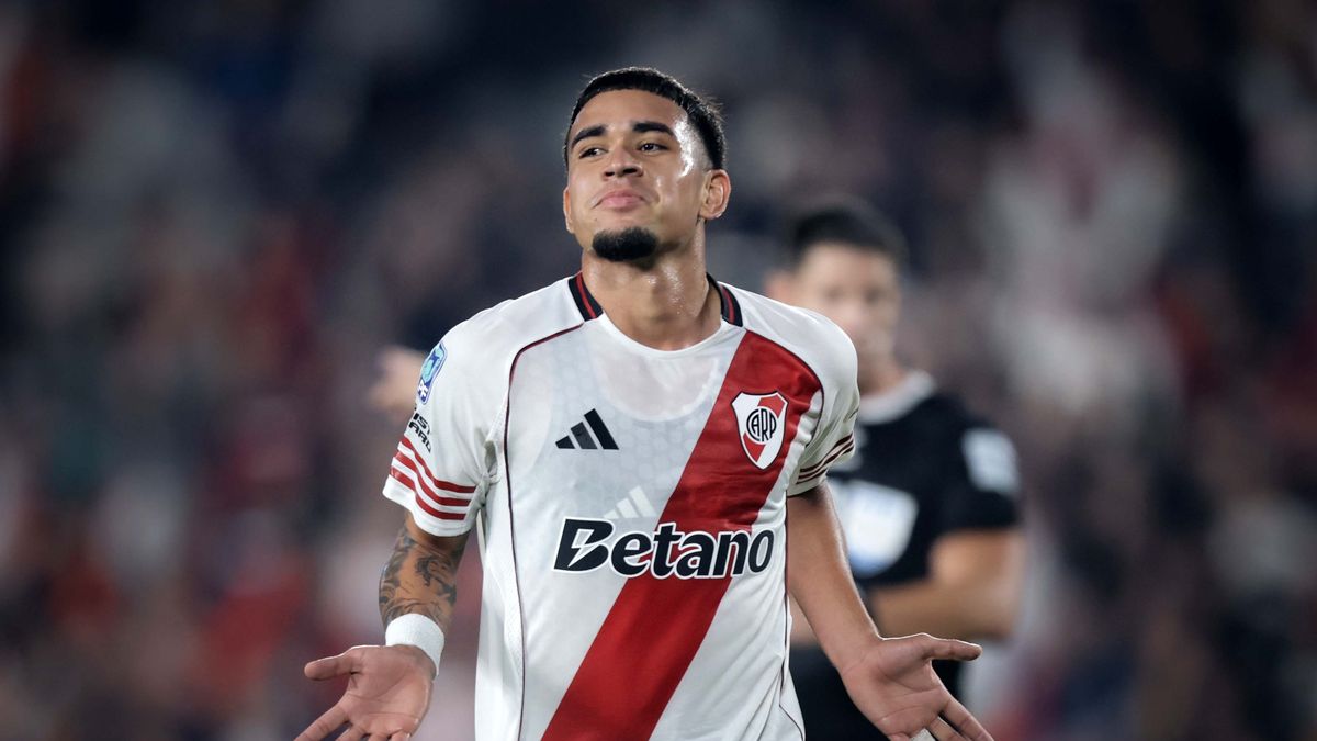 River va por el segundo puesto ante Atlético Tucumán con un equipo alternativo: hora, TV y formaciones
